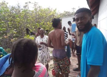 Migrantes haitianos en Cayo Santa María, al norte de Cuba. Foto: Prensa Latina.