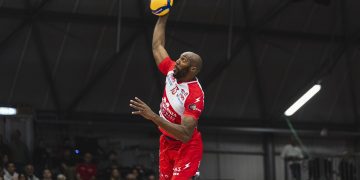 El voleibolista cubano Robertlandy Simón. Foto: @SIRVolleyPG / X.