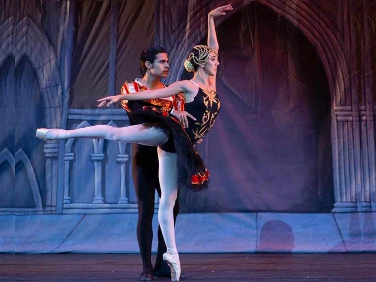 El Lago de los Cisnes, Ballet de Camagüey. Foto: Archivo.