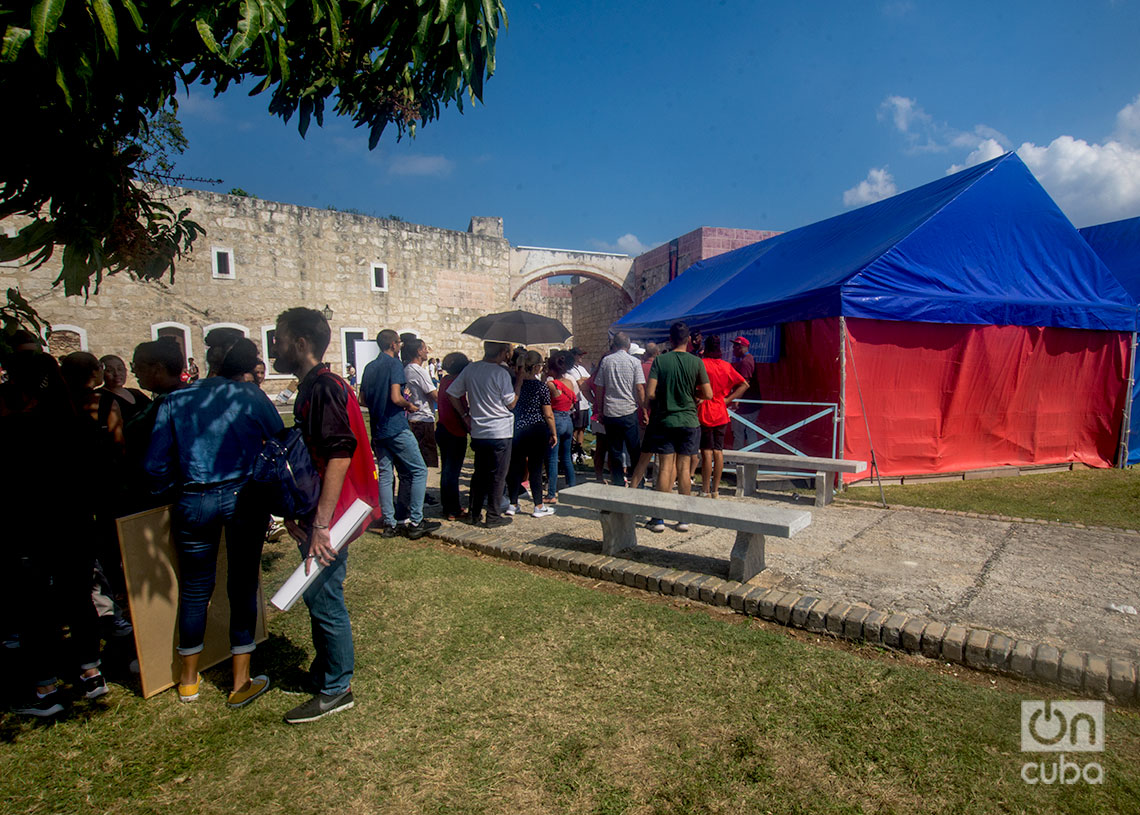 32 Feria Internacional del Libro de La Habana, en la fortaleza de San Carlos de La Cabaña. Foto: Otmaro Rodríguez.