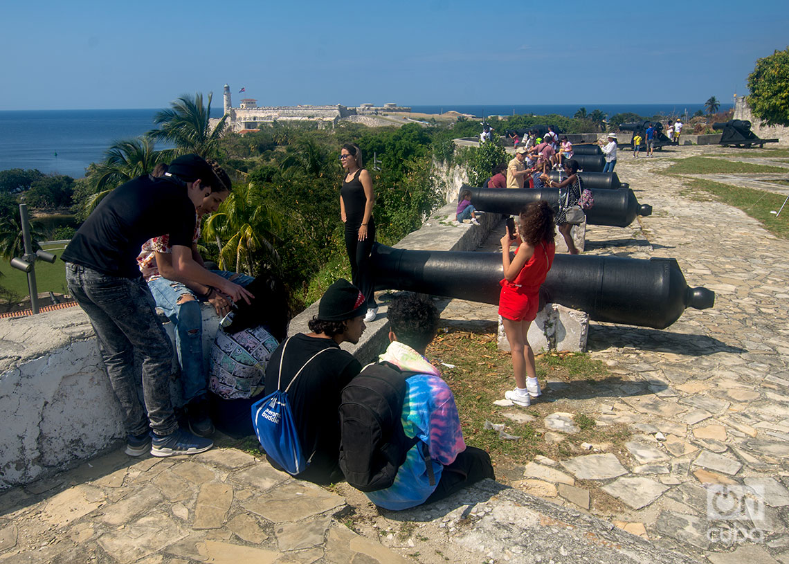 32 Feria Internacional del Libro de La Habana, en la fortaleza de San Carlos de La Cabaña. Foto: Otmaro Rodríguez.