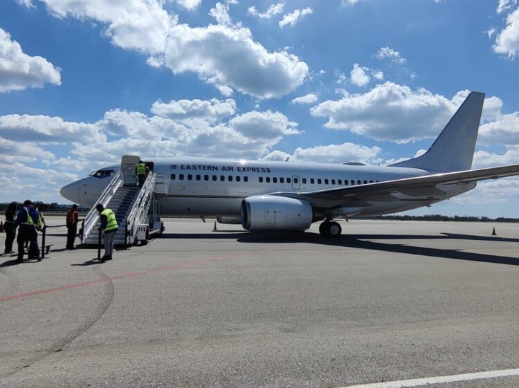 Foto de archivo de vuelo con migrantes cubanos desde Estados Unidos. Foto: @minint_cuba / Archivo.