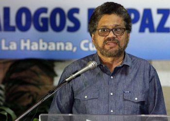 Foto de archivo de Iván Márquez, líder de la Segunda Marquetalia, grupo disidente de la antigua guerrilla de las Fuerzas Armadas Revolucionarias de Colombia (FARC), , durante los diálogos de paz en La Habana de las FARC con el Gobierno de Colombia. Foto: zonacero.com / Archivo.