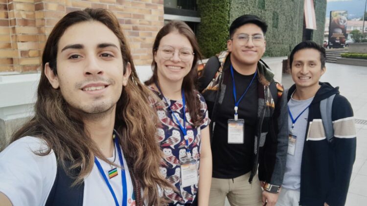 Equipo ganador del Gran Premio en el Hackathon de la 6ta Reunión Internacional de Inteligencia Artificial y sus Aplicaciones. De izquierda a derecha Boris Luis Ramos, la colombiana Lina Montoya  y los ecuatorianos Ángel Yagual y Carlos Lincango. Fotos cortesía del entrevistado.