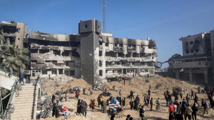 Hospital Al-Shifa, en Gaza, después de semanas de asedio israelí. Foto: Levante-EMV.