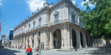 Museo de la Ciudad, en el otrora Palacio de los Capitanes Generales, ubicado en la Plaza de Armas, en La Habana Vieja. Foto: Otmaro Rodríguez.