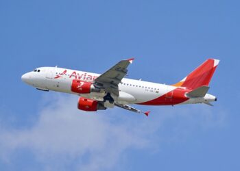 Un Airbus A319, de Avianca. Foto: Fábio Pssalacqua, vía: flapinternational.com.br