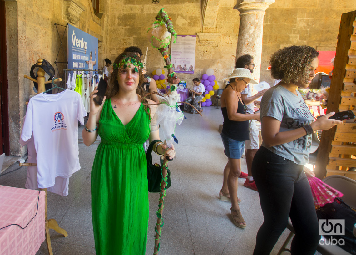 Feria de Expoemprendimiento por el aniversario 12 del proyecto CubaEmprende, en el Centro Félix Varela, en La Habana. Foto: Otmaro Rodríguez.