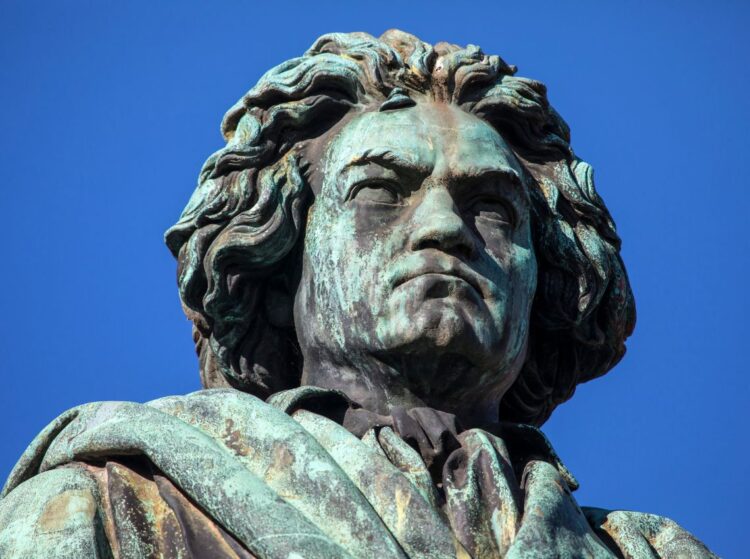 Estatua de Ludwig van Beethoven en Bonn, Alemania. Foto: Canva.