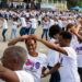 Récord mundial de bailadores de casino, en La Piragua, La Habana, 5 de mayo de 2024. Foto: Otmaro Rodríguez.