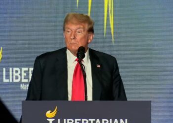 Trump abucheado en la Convención Libertaria. Foto: CNN.