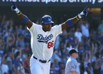 Yasiel Puig tuvo un paso tan brillante como fugaz por los Dodgers. Foto: Stephen Dunn.