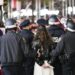 Agentes de la policía de Nueva York arrestan a manifestantes propalestinos después de ingresar al Hamilton Hall de la Universidad de Columbia, que estaba ocupado por manifestantes, el 30 de abril de 2024. Foto: Stephani Spindel / EFE.