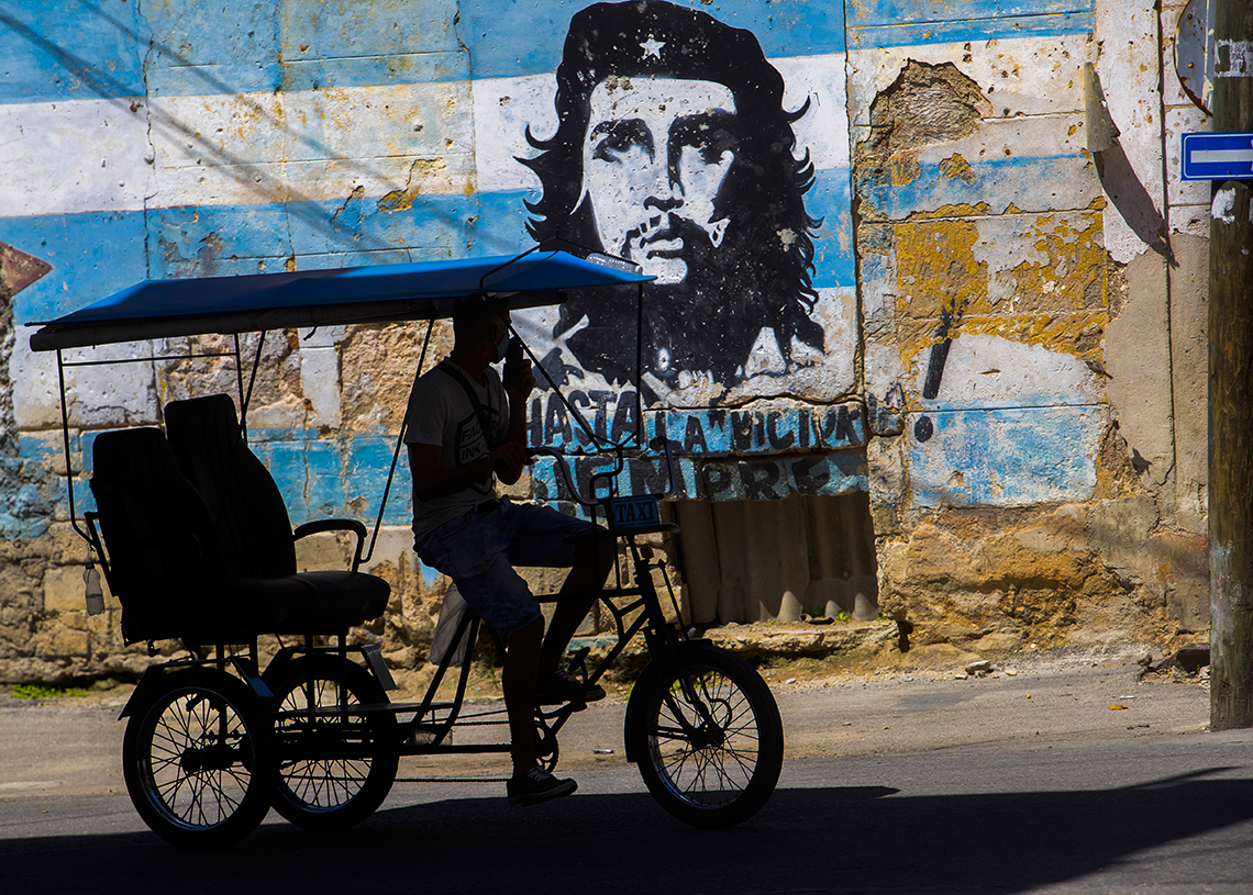 Fotografía de Yander Zamora, expuesta en Estudio Z. De la serie "Hasta la Victoria Siempre".