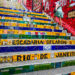 La escalera tiene 125 metros de largo y 215 peldaños, se cubrió completamente con más de 2000 azulejos provenientes de unos 60 países. Foto: Kaloian.