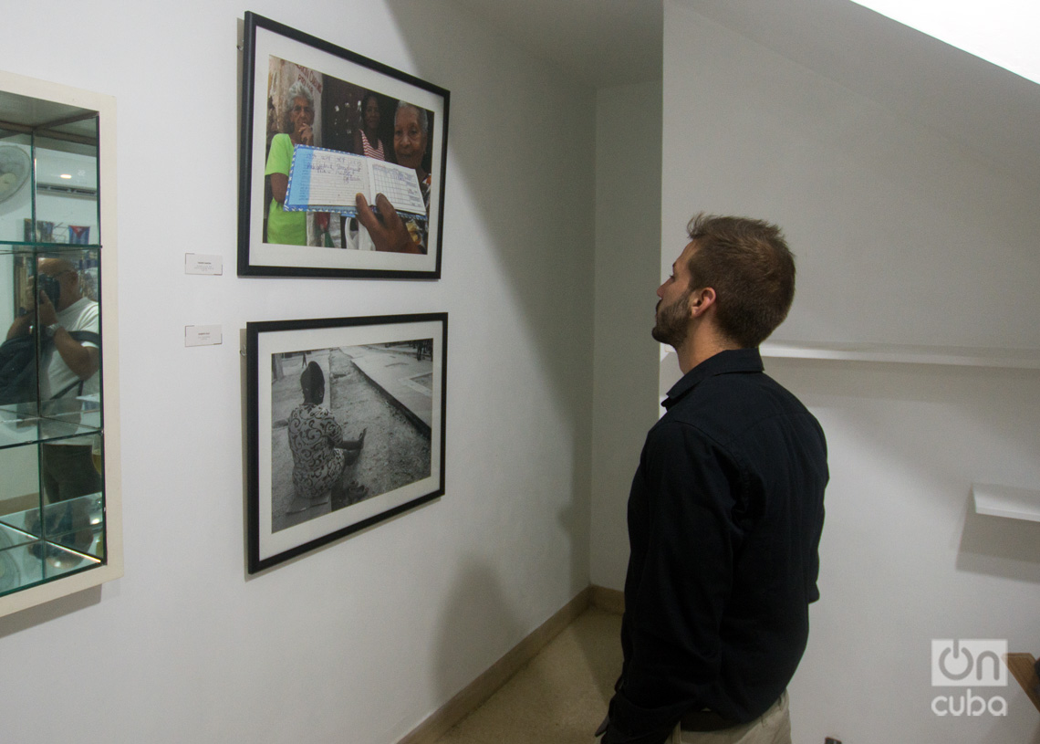 Inauguración de Estudio Z, proyecto de los fotógrafos Yander Zamora y Roberto Ruiz en La Habana. Foto: Otmaro Rodríguez.