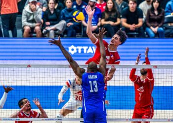 El regreso de Robertlandy Simón al equipo titular cubano fue fundamental para la victoria contra Francia. Foto: Tomada de Volleyabll World.