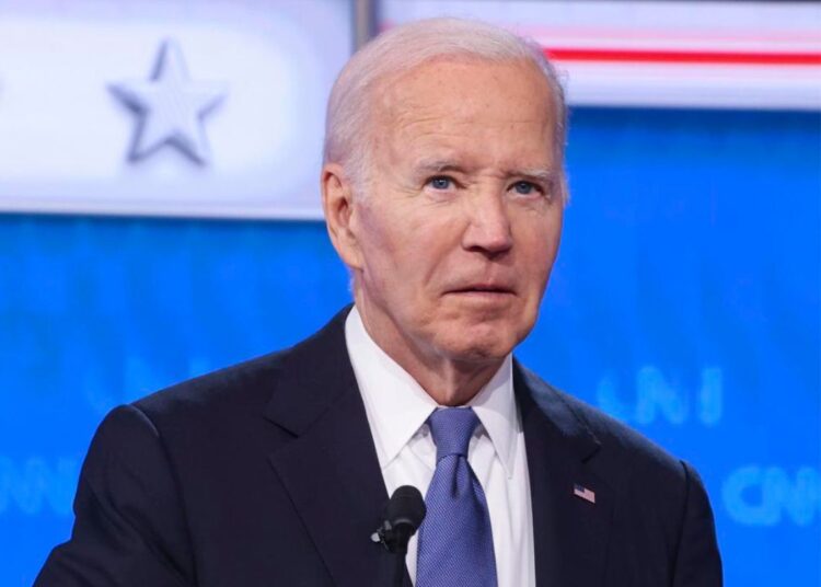 Joe Biden durante el primer debate presidencial. Foto: EFE.