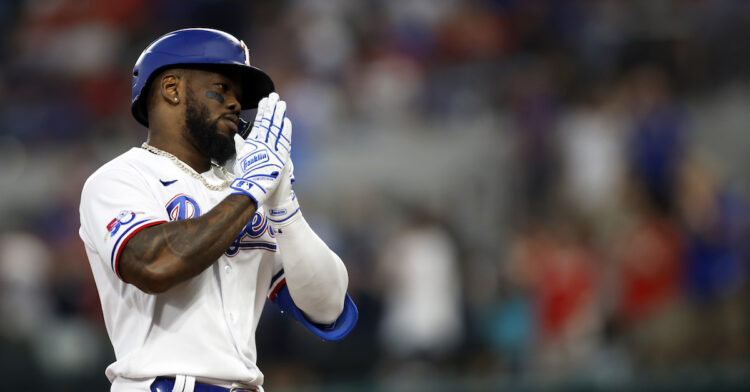 El cubano José Adolis García, jardinero de los Rangers de Texas. Foto: Tim Heitman / USA TODAY Sports.