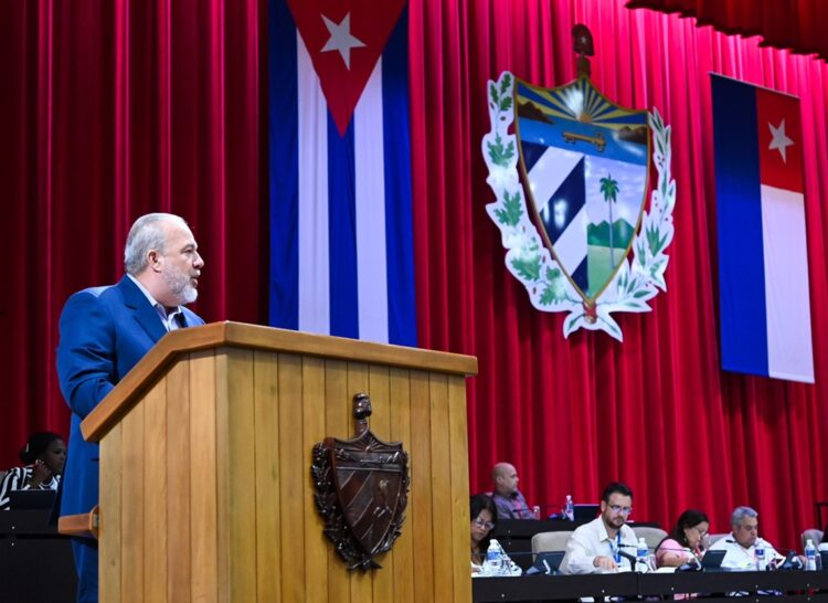 El primer ministro cubano Manuel Marrero habla en la Asamblea Nacional del Poder Popular, el 17 de julio de 2024. Foto: @PresidenciaCuba / X.