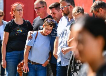 Un  individuo mató este viernes a tres personas en un ataque con cuchillo en la ciudad de Solingen, en el oeste de Alemania. Foto: Volker Hartmann/EFE.