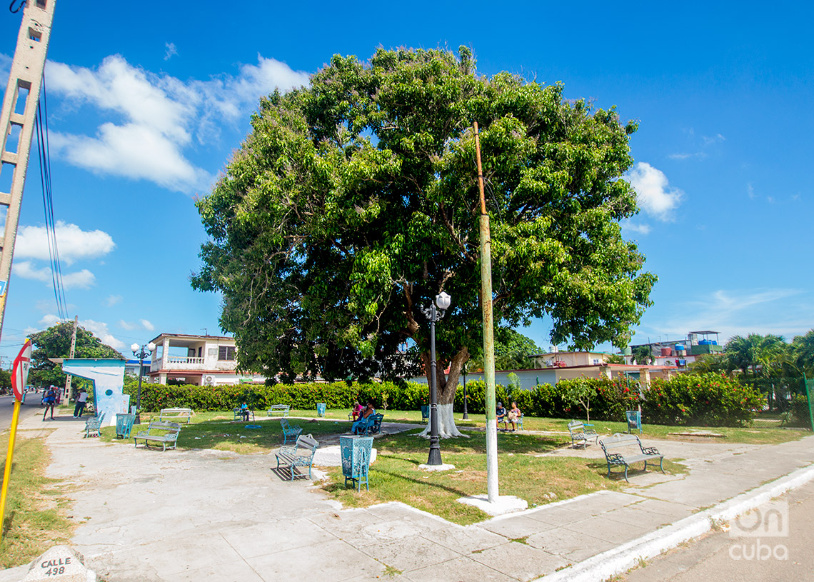 Parque en la calle 498 en Guanabo. Foto: Otmaro Rodríguez.