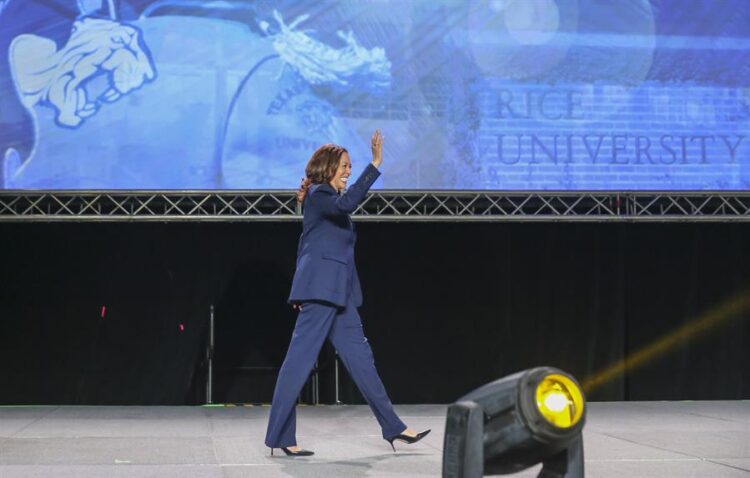 Kamala Harris en un mitin en Houston, Texas. Foto: EFE.