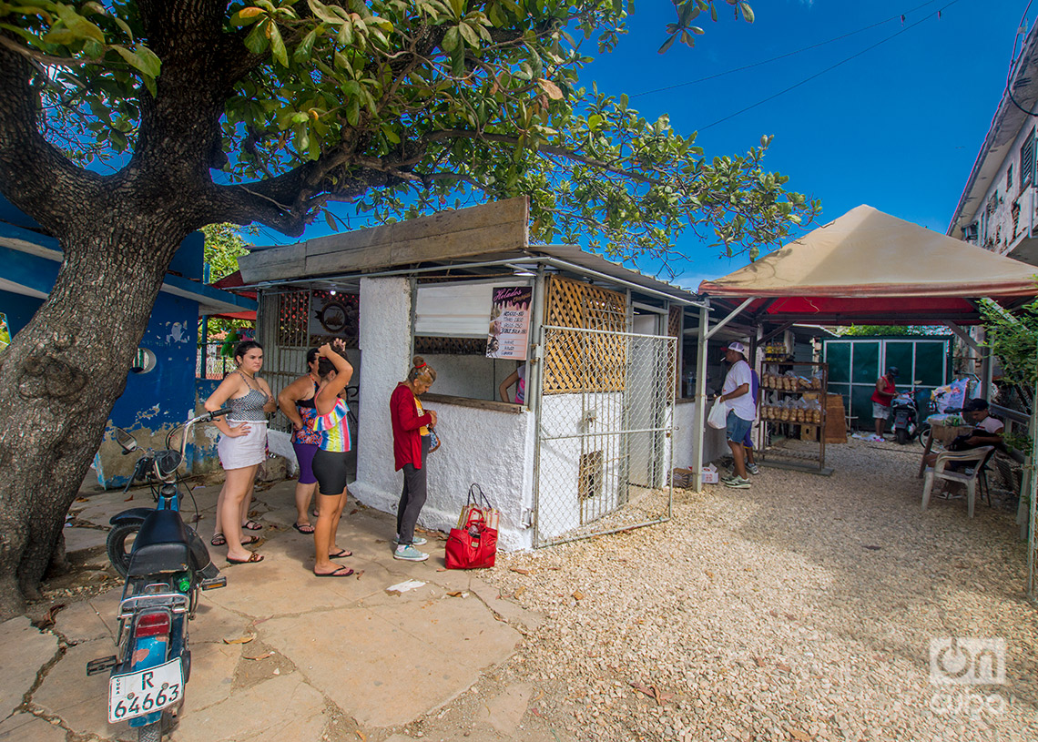 Puntos de venta en Guanabo. Foto: Otmaro Rodríguez.