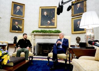 Biden y Zelenski en la Casa Blanca, Foto: EFE/EPA/ALEXANDER DRAGO / POOL.