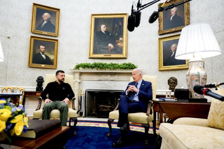 Biden y Zelenski en la Casa Blanca, Foto: EFE/EPA/ALEXANDER DRAGO / POOL.