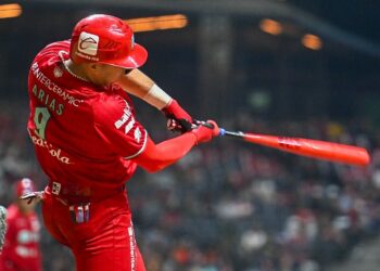 Diosbel Arias fue uno de los cubanos que se desempeñó este año en la Liga Mexicana y salió campeón con los Diablos Rojos. Foto: Diablos Rojos.