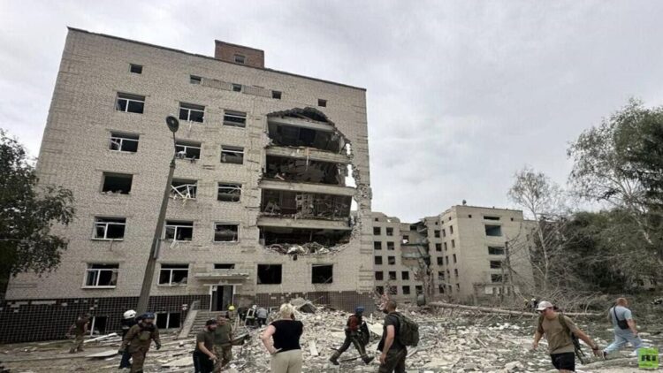 Imagen de los daños provocados por el bombardeo ruso en la ciudad ucraniana de Poltava. Foto: SABA.