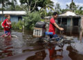 Inundación provocada por el huracán Helene, en el poblado de Guanímar, en la costa sur de la provincia cubana de Artemisa. Foto: Ernesto Mastrascusa / EFE.