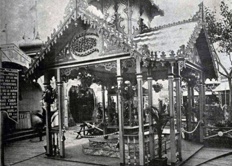 Stand de la fábrica de calzados de Antonio Cabrisas en la exposición de Palatino, donde obtuvo medalla de oro. Foto: Tomada de El Fígaro.