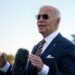 El presidente Biden antes de salir de la Casa Blanca para Phoenix, Arizona. Foto: EFE/EPA/WILL OLIVER.