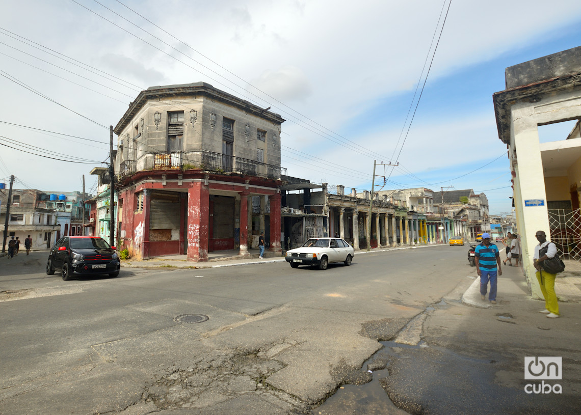 Calzada de Luyanó. Foto: Otmaro Rodríguez.