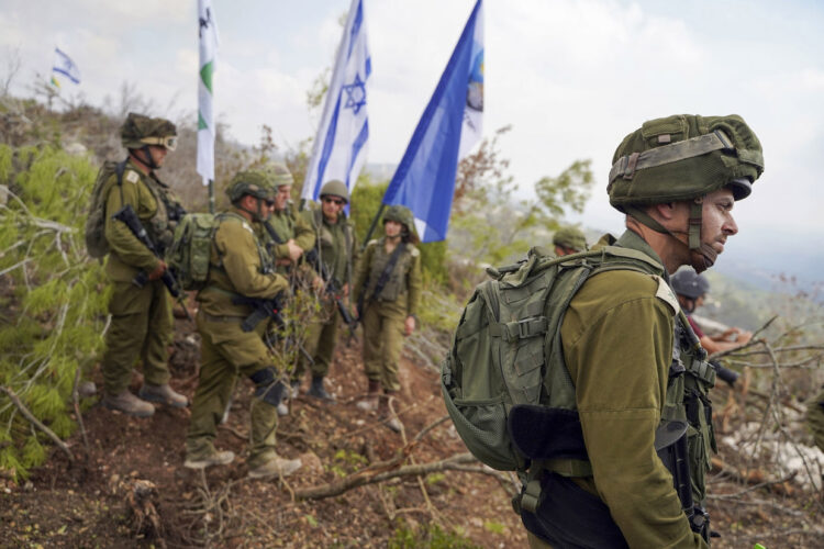 Soldados de las Fuerzas de Defensa de Israel en el sur del Líbano. Foto: EFE/Alejandro Ernesto.