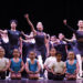 Bailarines se presentan en la jornada inaugural del Festival Internacional de Ballet de La Habana Alicia Alonso, en La Habana. Foto: Ernesto Mastrascusa / EFE.