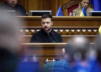 Zelenski presentó el 'Plan de Victoria' durante su discurso ante el parlamento ucraniano. Foto: EFE/EPA/SERVICIO DE PRENSA PRESIDENCIAL DE UCRANIA.