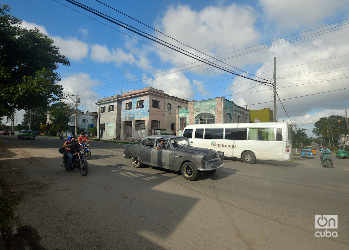 Calzada de Bejucal, municipio Arroyo Naranjo, La Habana. Foto: Otmaro Rodríguez.