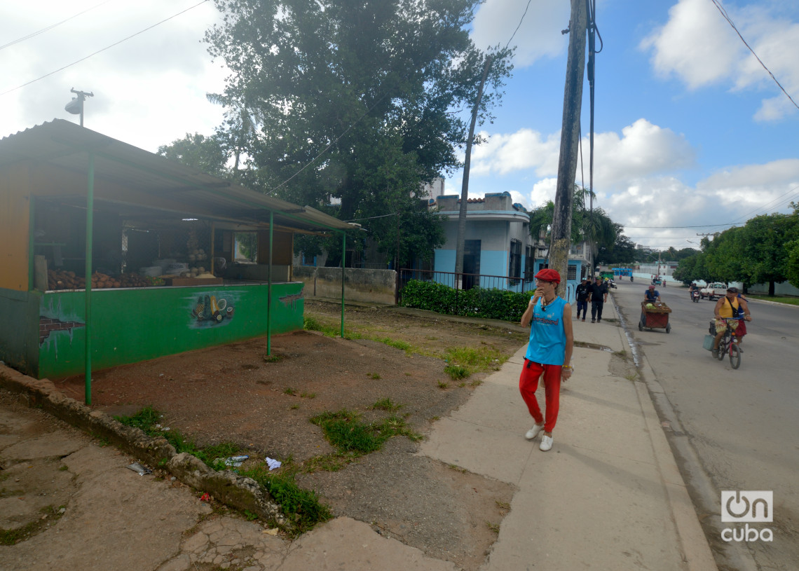 Mercado agropecuario, Calzada de Bejucal, municipio Arroyo Naranjo. Foto: Otmaro Rodríguez.