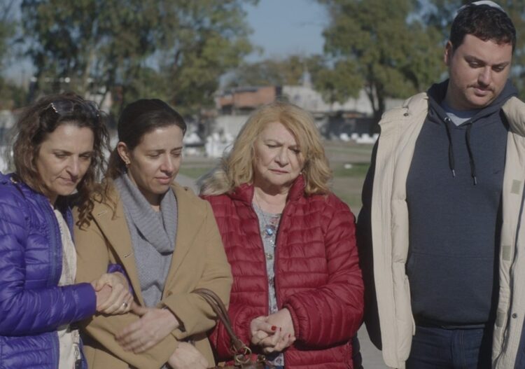 Fotograma de “Los domingos mueren más personas”. Foto: Tomada de Cinemateca de Uruguay.