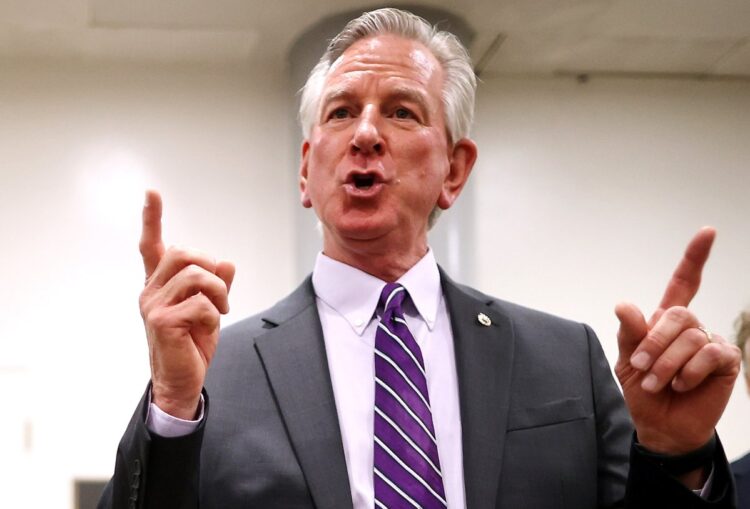 El senador republicano por Alabama Tommy Tuberville. Foto: Facebook.