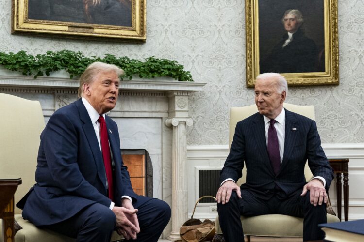 Trump y Biden en la Casa Blanca el pasado 13 de noviembre. Foto: EFE/EPA/AL DRAGO / POOL.