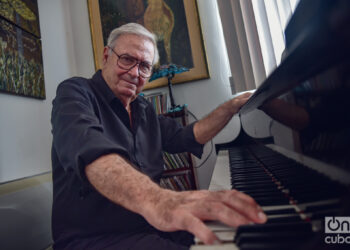 José María Vitier en su casa en La Habana, noviembre de 2022. Foto: Kaloian.