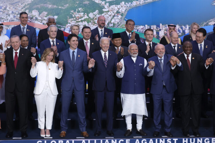 El G20 finalizó este martes su cumbre anual en Río de Janeiro después de dos jornadas de debates sobre cómo erradicar el hambre, la reforma de los organismos internacionales y la crisis climática. Foto: EFE/Antonio Lacerda.