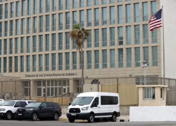 Embajada de los Estados Unidos en La Habana. Foto:  Ernesto Mastrascusa/EFE.