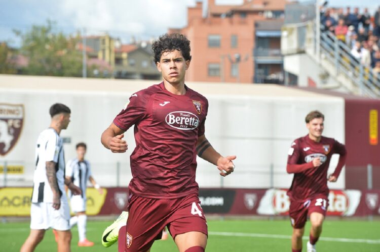 Alessio Raballo es uno de los futbolistas que pede incorporarse a la selección cubana próximamente. Foto: Torino FC.