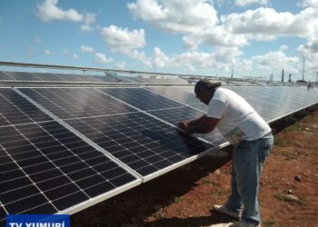 Parque fotovoltaico en Ciego de Avila. Foto: TV Yumurina