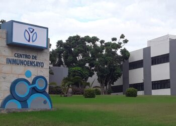 El Centro de Inmunoensayo, de Cuba. Foto: Tomada del perfil de Facebook de la institución.